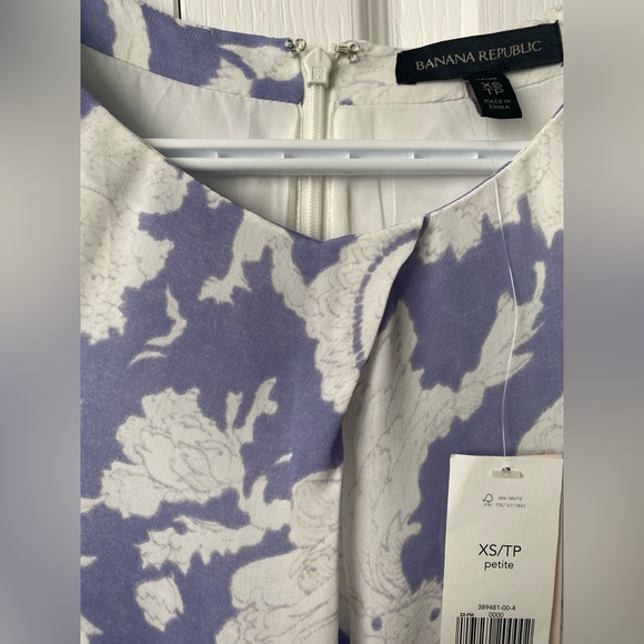 Banana Republic NWT Blue Lavender Flutter Sleeve Mini Dress size XSP - Picture 5 of 10